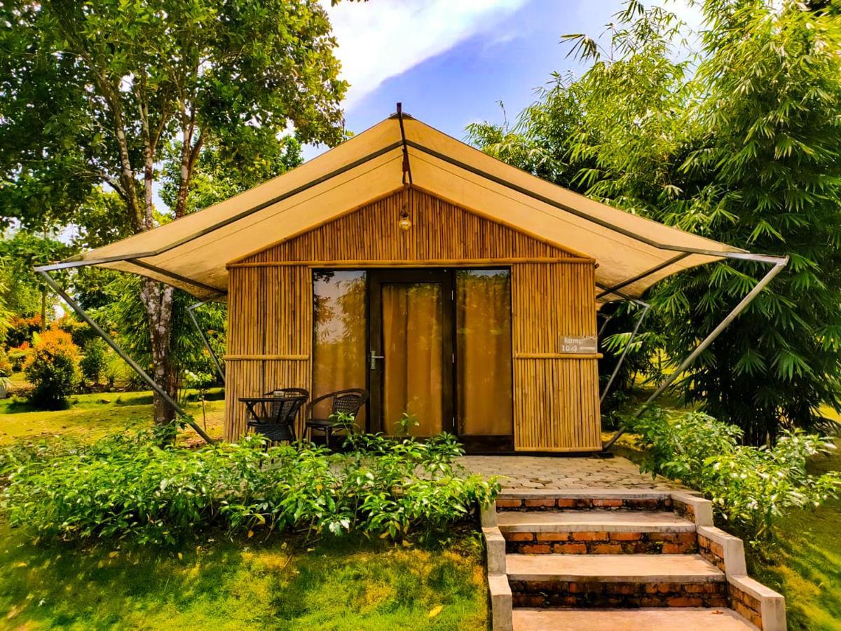 "D'Bamboo Kamp" Desa Wisata Ekang Lagoi Dış mekan fotoğraf